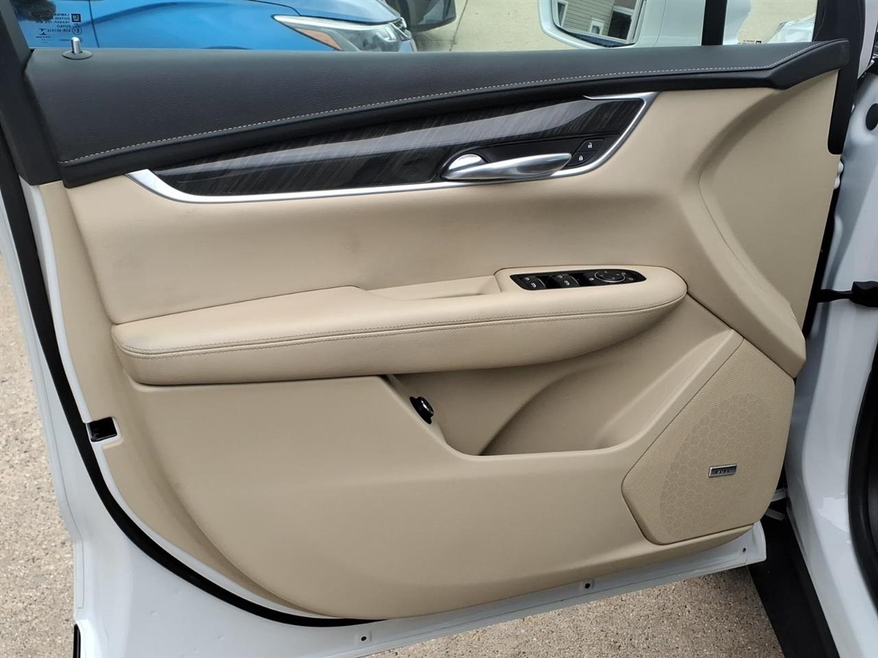Cadillac XT5 FWD 4dr 2017