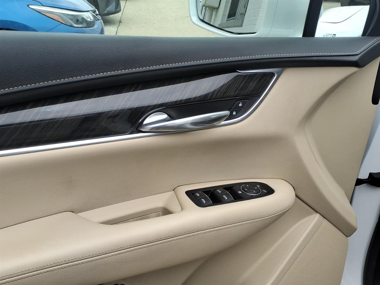 Cadillac XT5 FWD 4dr 2017