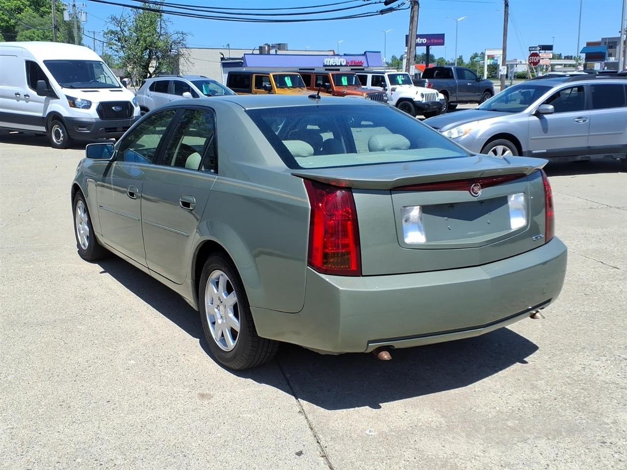 Cadillac CTS 4dr Sdn 3.6L 2005