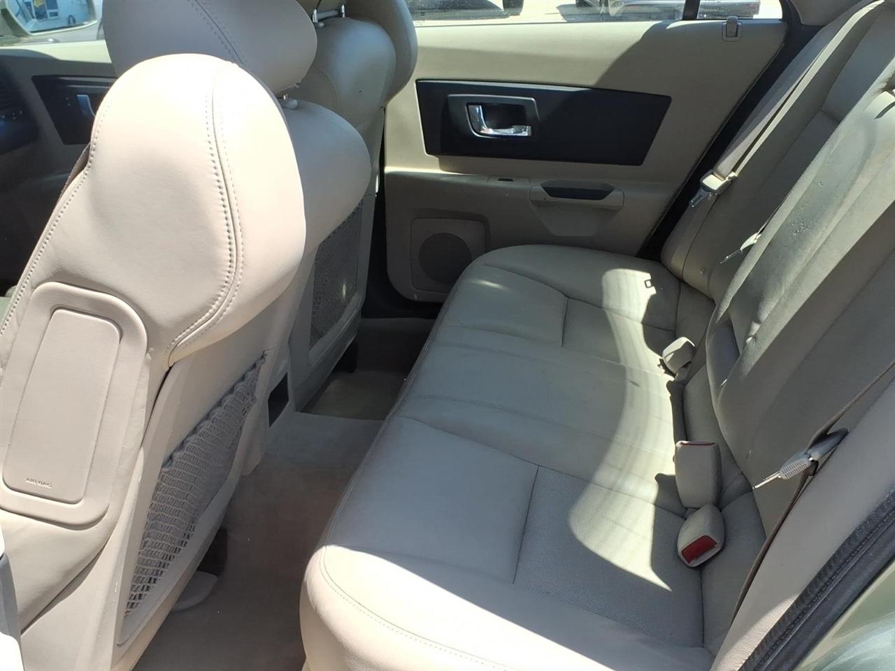 Cadillac CTS 4dr Sdn 3.6L 2005