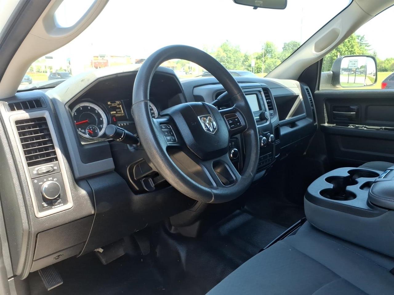 RAM 2500 Tradesman 4x4 Crew Cab 8' Box 2018