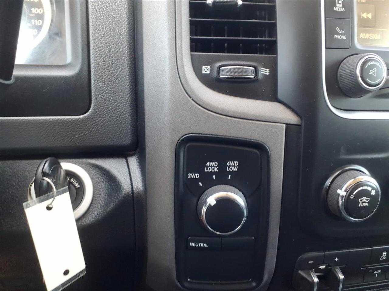 RAM 2500 Tradesman 4x4 Crew Cab 8' Box 2018