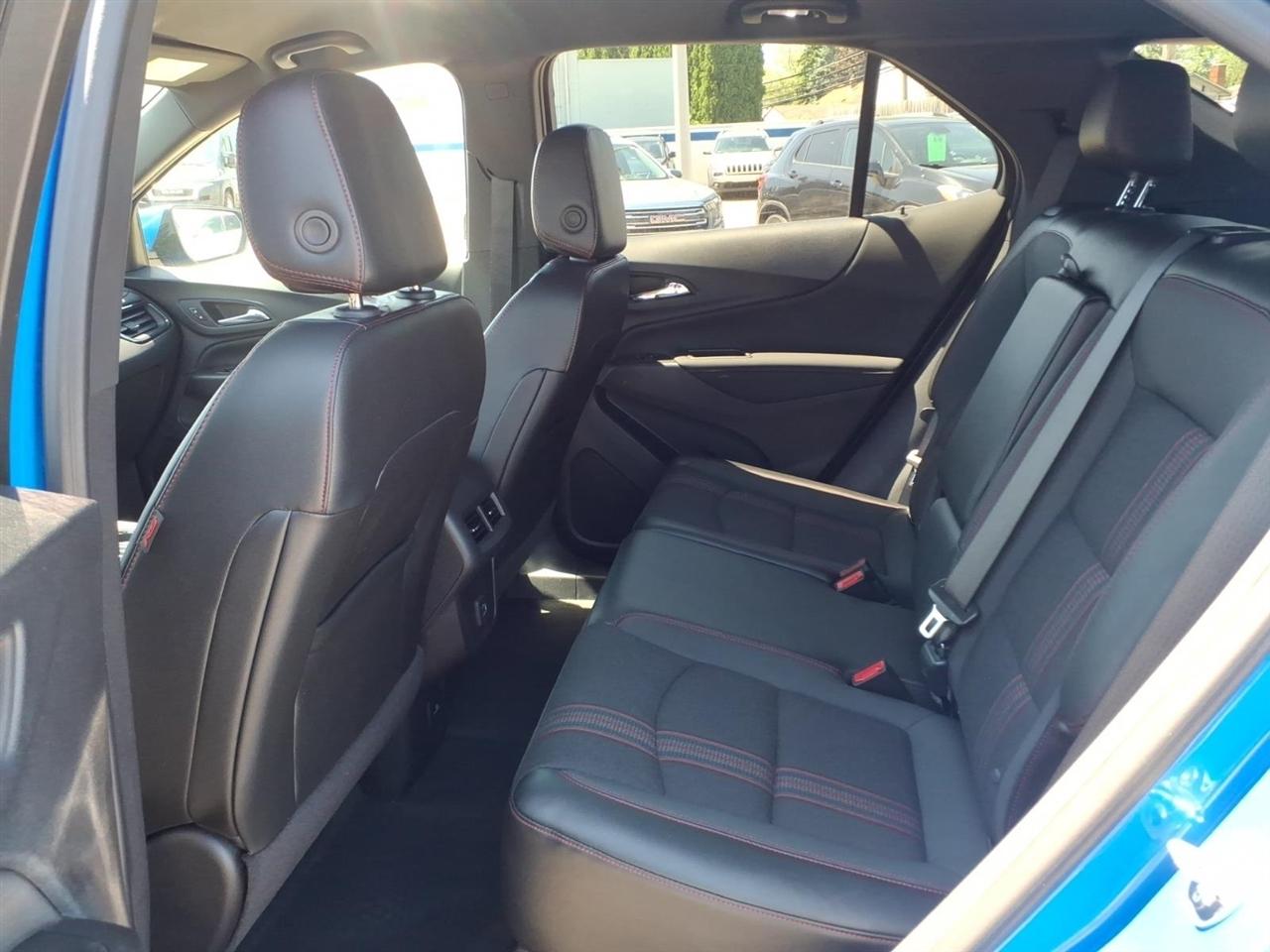Chevrolet Equinox FWD 4dr RS 2024