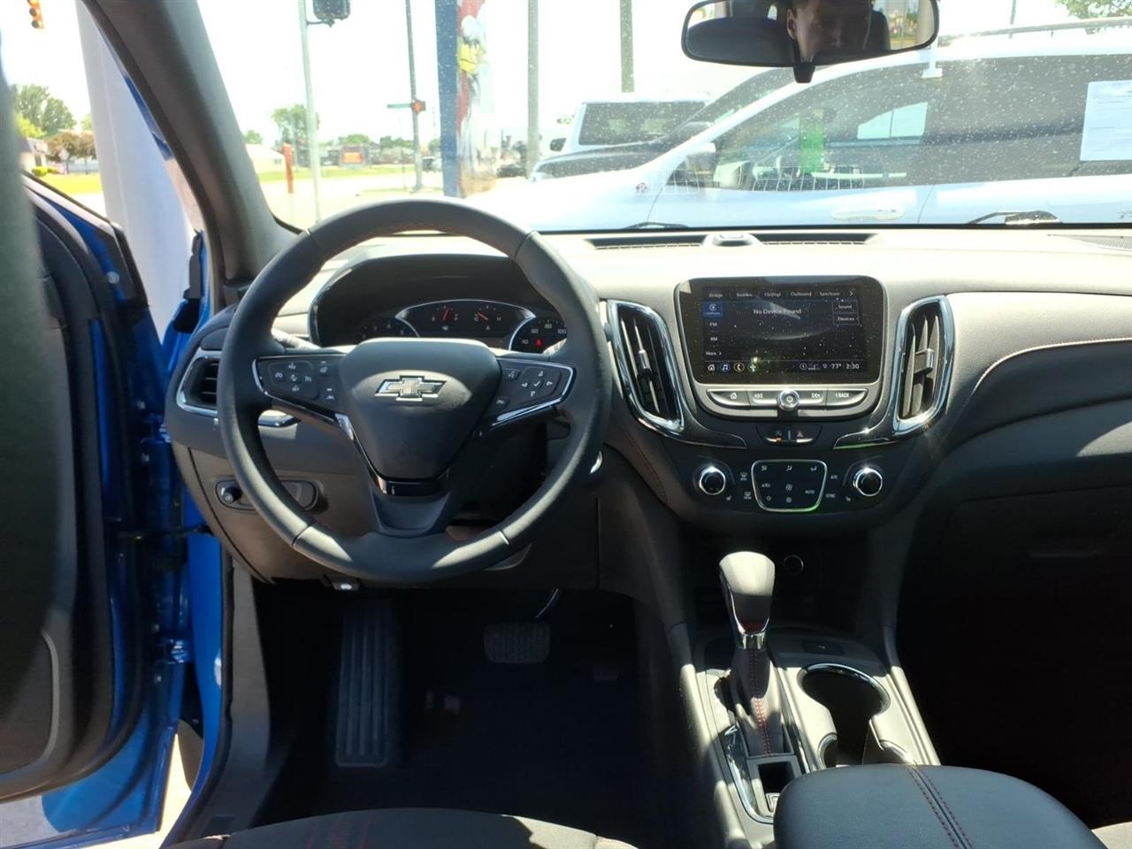 Chevrolet Equinox FWD 4dr RS 2024