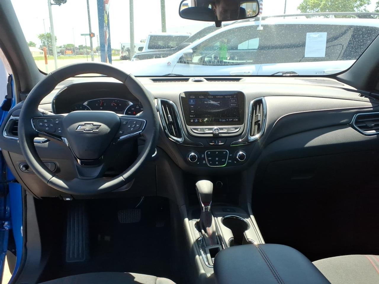 Chevrolet Equinox FWD 4dr RS 2024