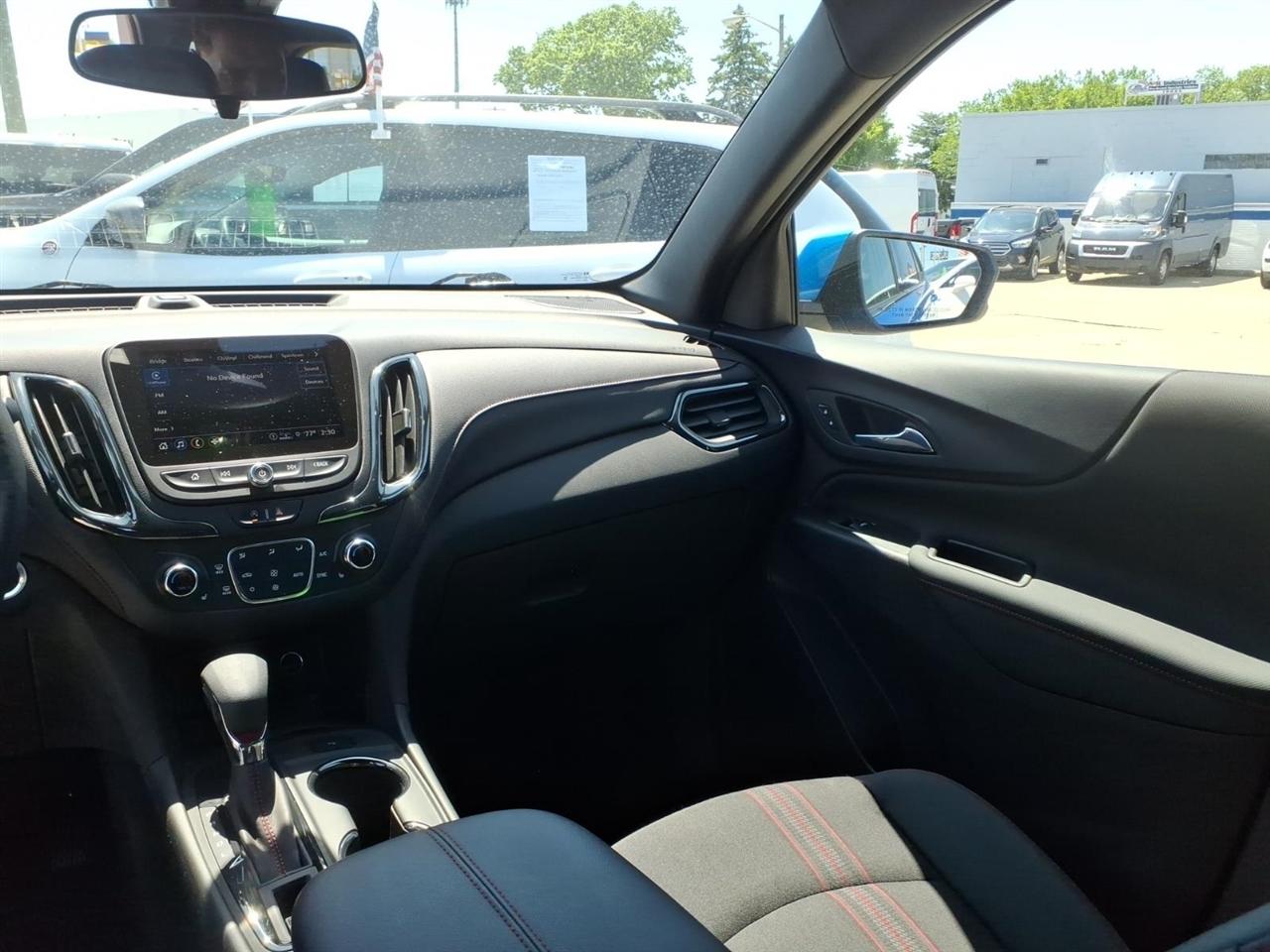 Chevrolet Equinox FWD 4dr RS 2024