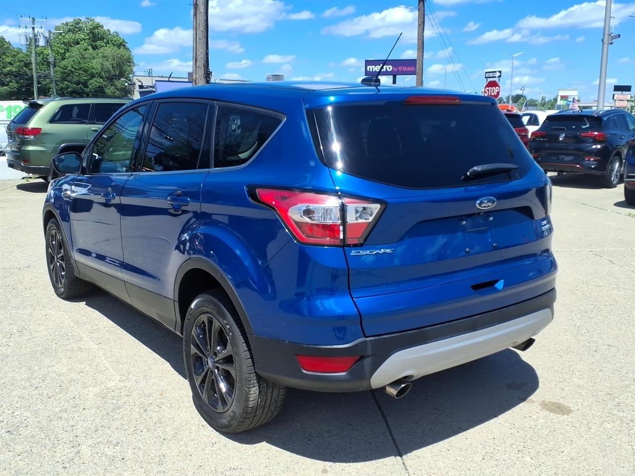 Ford Escape SE FWD 2017