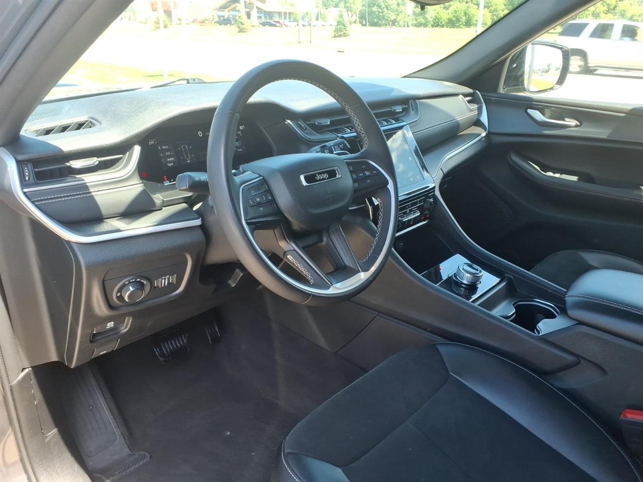 Jeep Grand Cherokee Altitude 4x4 2023