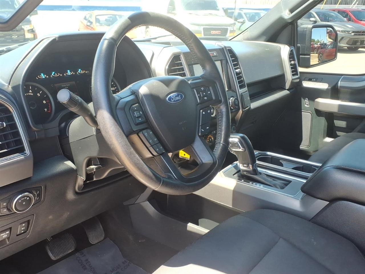 Ford F-150 XL 4WD SuperCrew 5.5' Box 2020