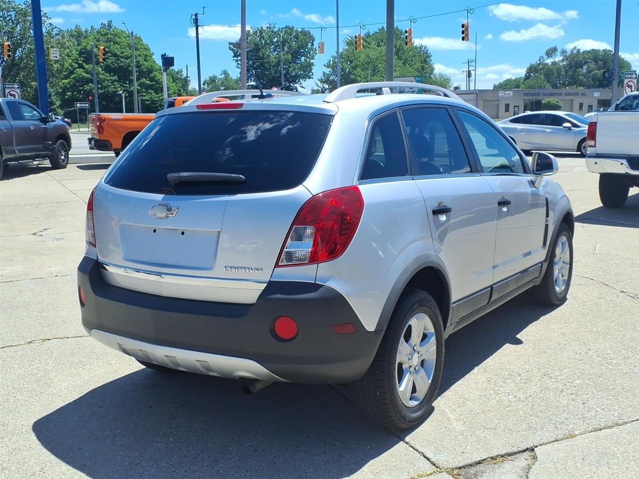 Chevrolet Captiva Sport Fleet FWD 4dr LS w/2LS 2014