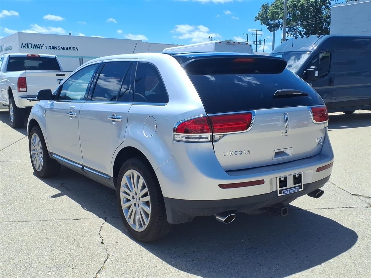 Lincoln MKX AWD 4dr 2012