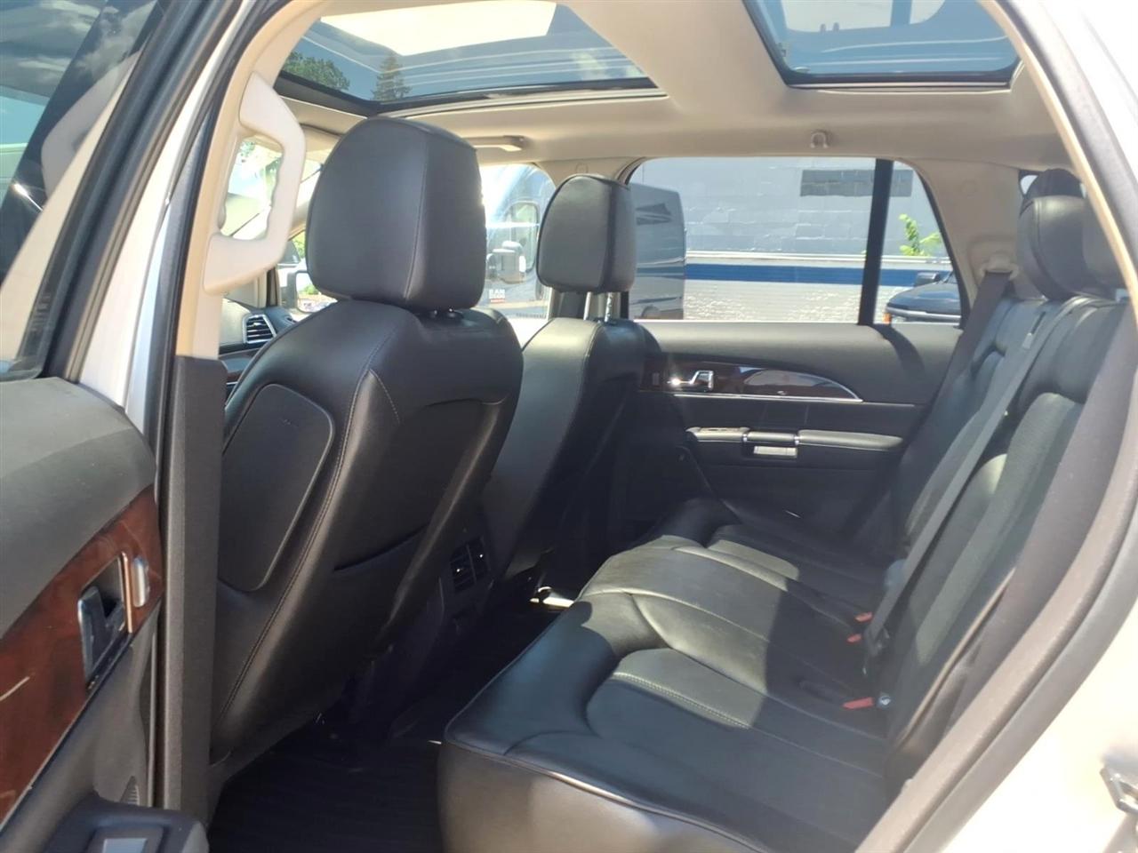 Lincoln MKX AWD 4dr 2012