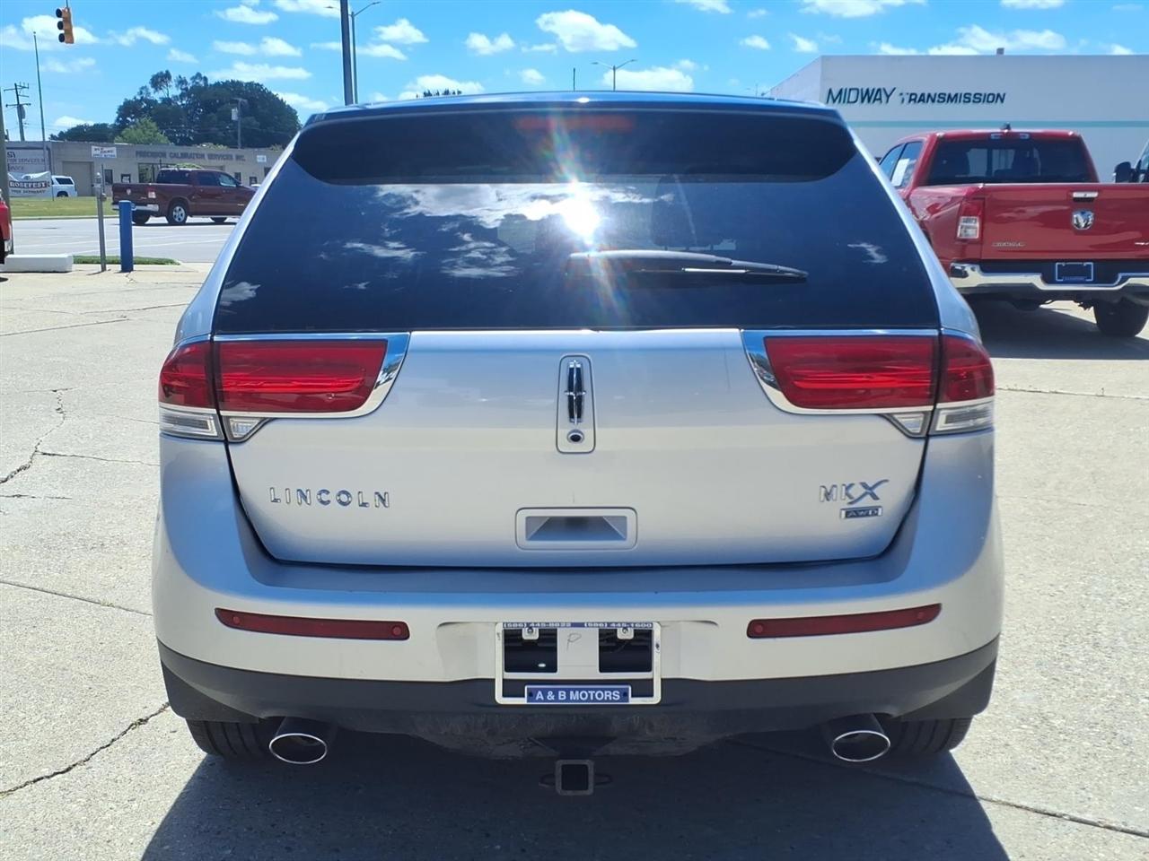 Lincoln MKX AWD 4dr 2012