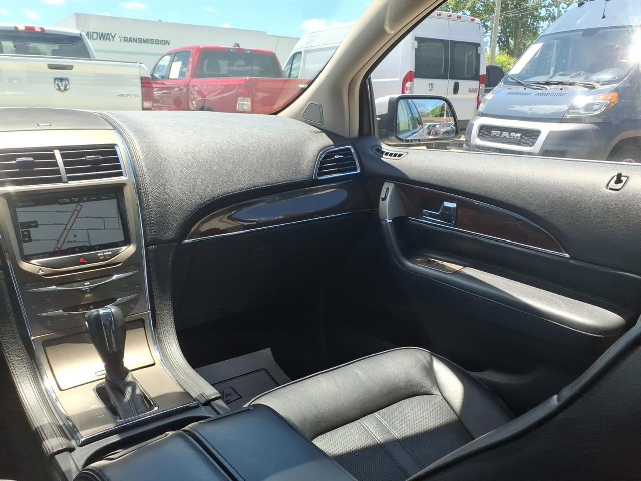 Lincoln MKX AWD 4dr 2012