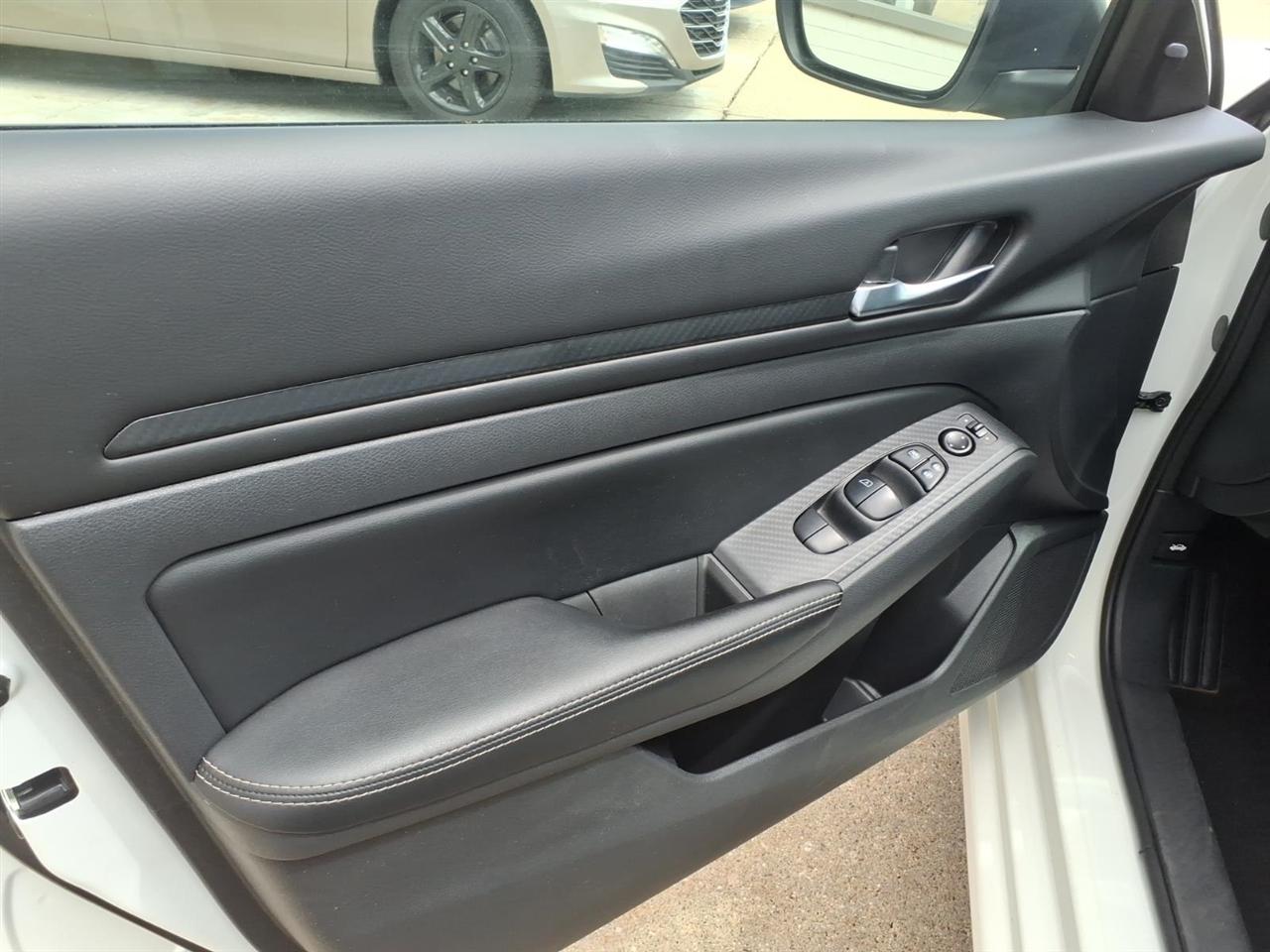 Nissan Altima SV AWD 2025
