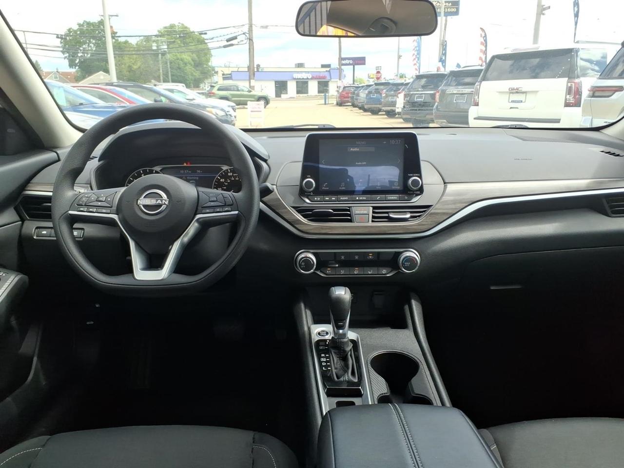 Nissan Altima SV AWD 2025