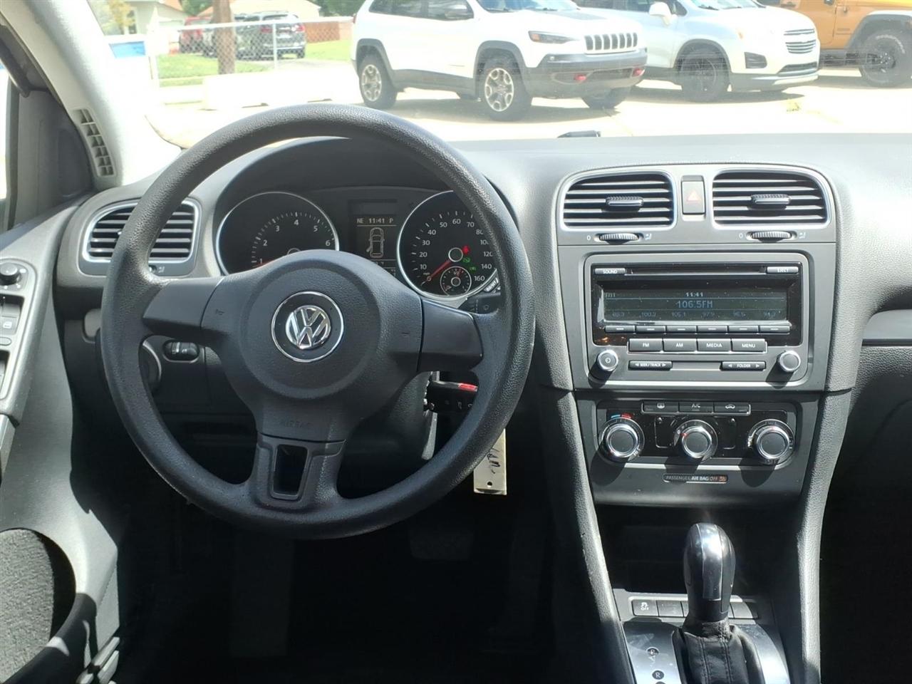 Volkswagen Golf 4dr HB Auto PZEV 2014