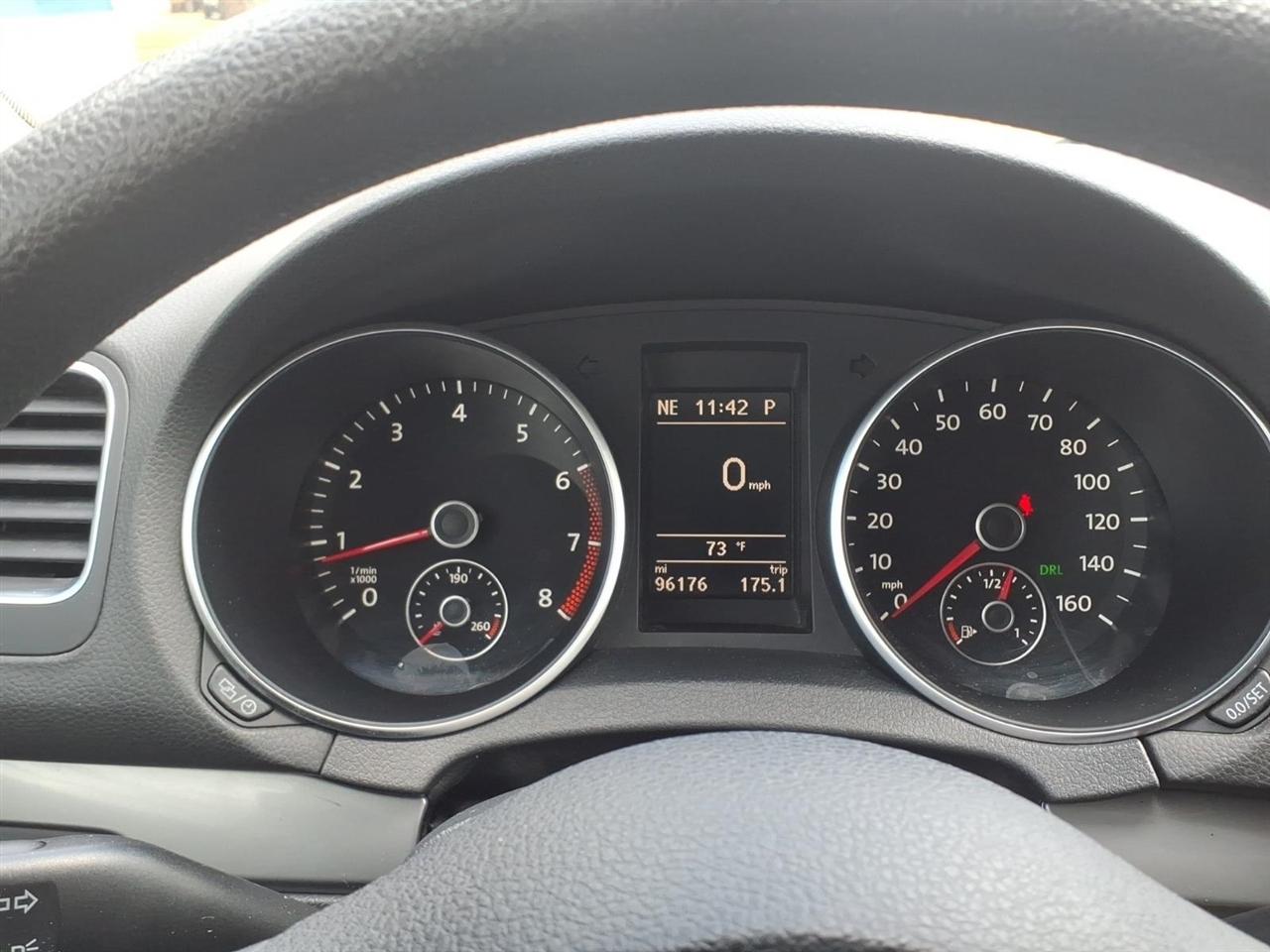 Volkswagen Golf 4dr HB Auto PZEV 2014