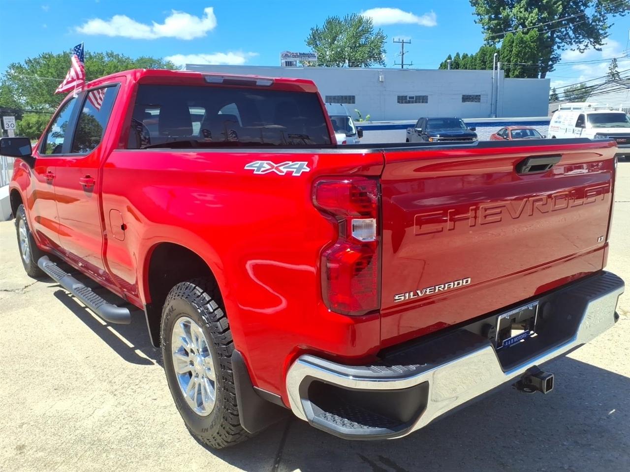 Chevrolet Silverado 1500 4WD Crew Cab 157" LT 2020