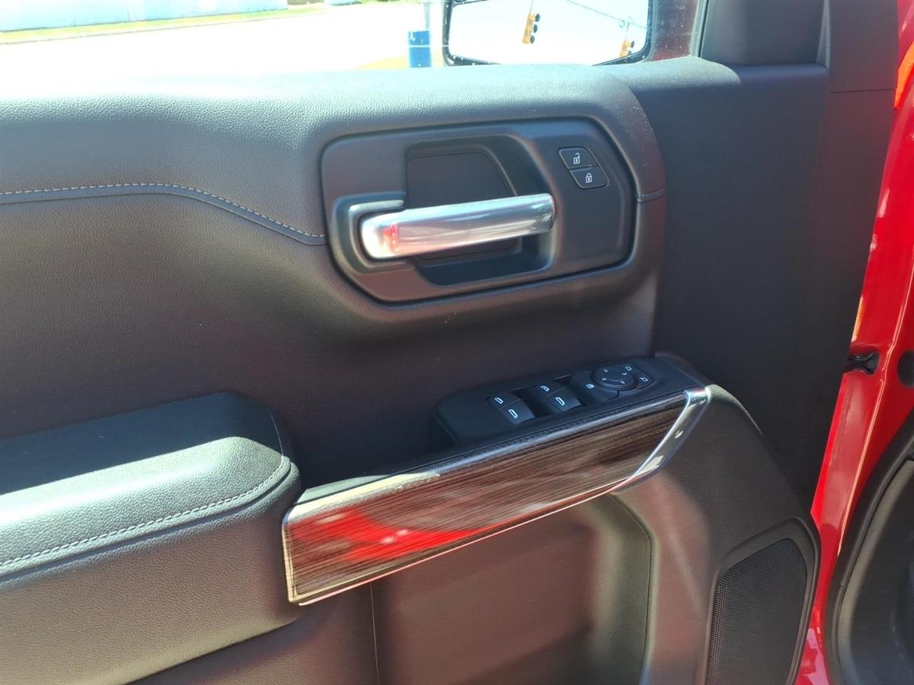 Chevrolet Silverado 1500 4WD Crew Cab 157" LT 2020