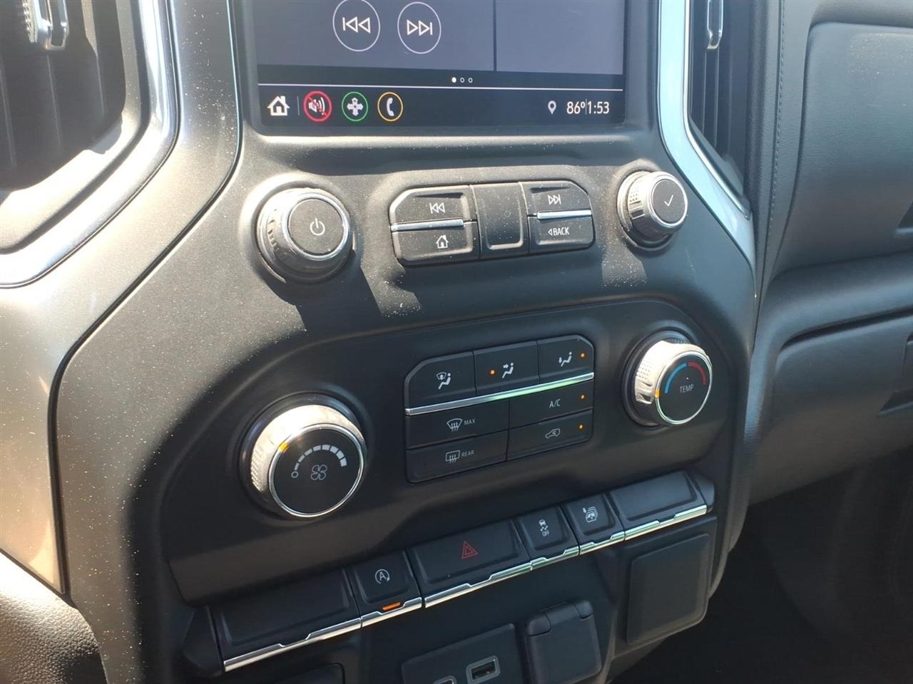 Chevrolet Silverado 1500 4WD Crew Cab 157" LT 2020