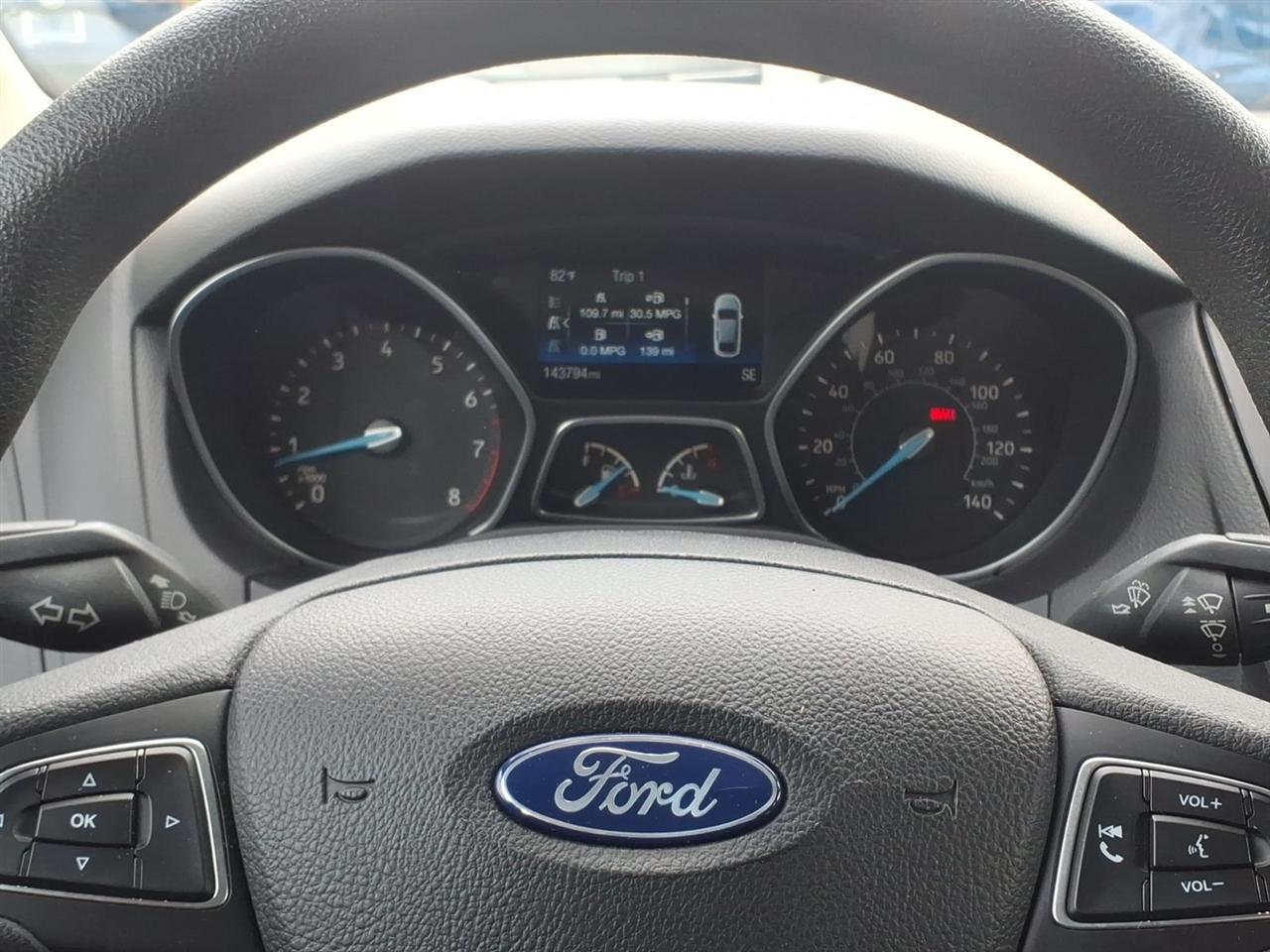 Ford Focus SE Sedan 2017