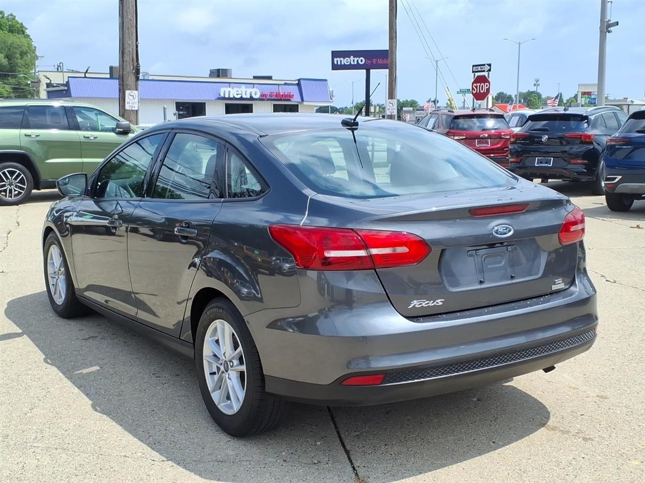 Ford Focus SE Sedan 2018