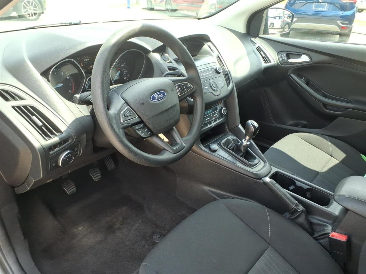 Ford Focus SE Sedan 2018