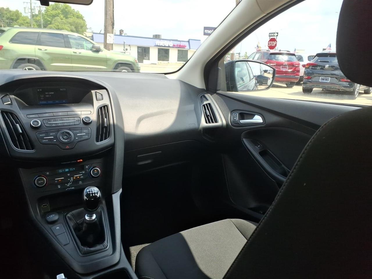 Ford Focus SE Sedan 2018