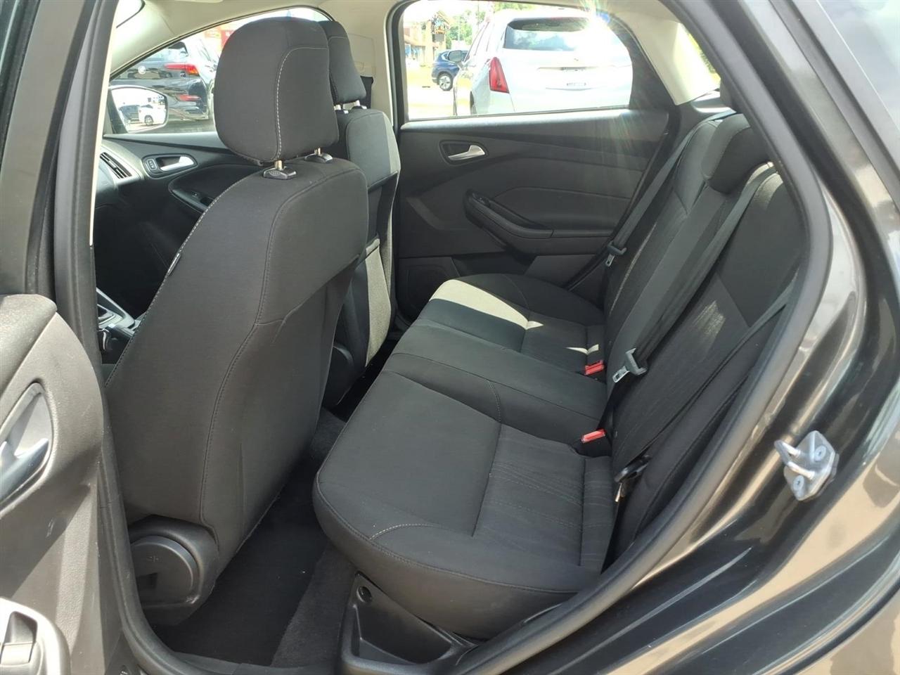Ford Focus SE Sedan 2018