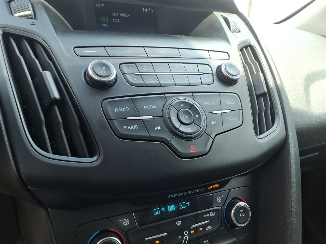 Ford Focus SE Sedan 2018