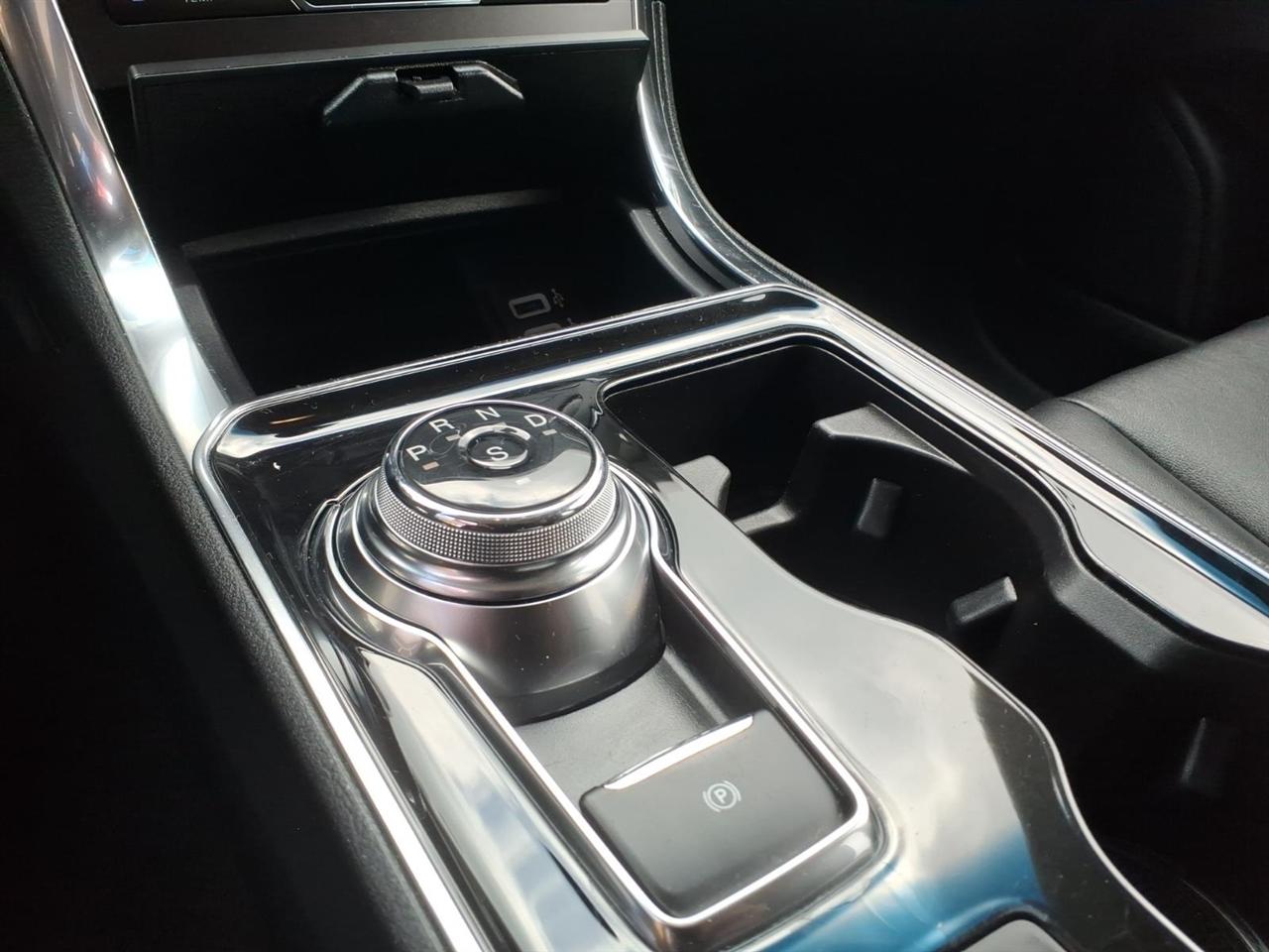 Ford Edge Titanium FWD 2020