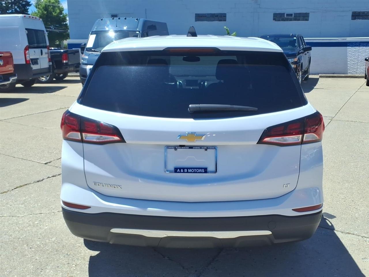Chevrolet Equinox FWD 4dr LT w/1LT 2024