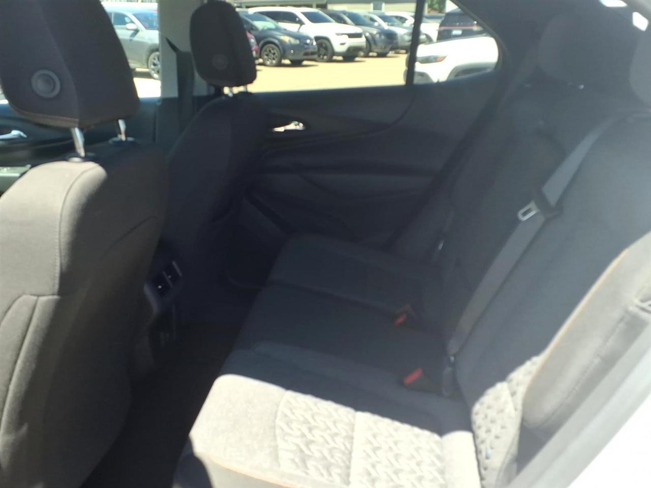 Chevrolet Equinox FWD 4dr LT w/1LT 2024