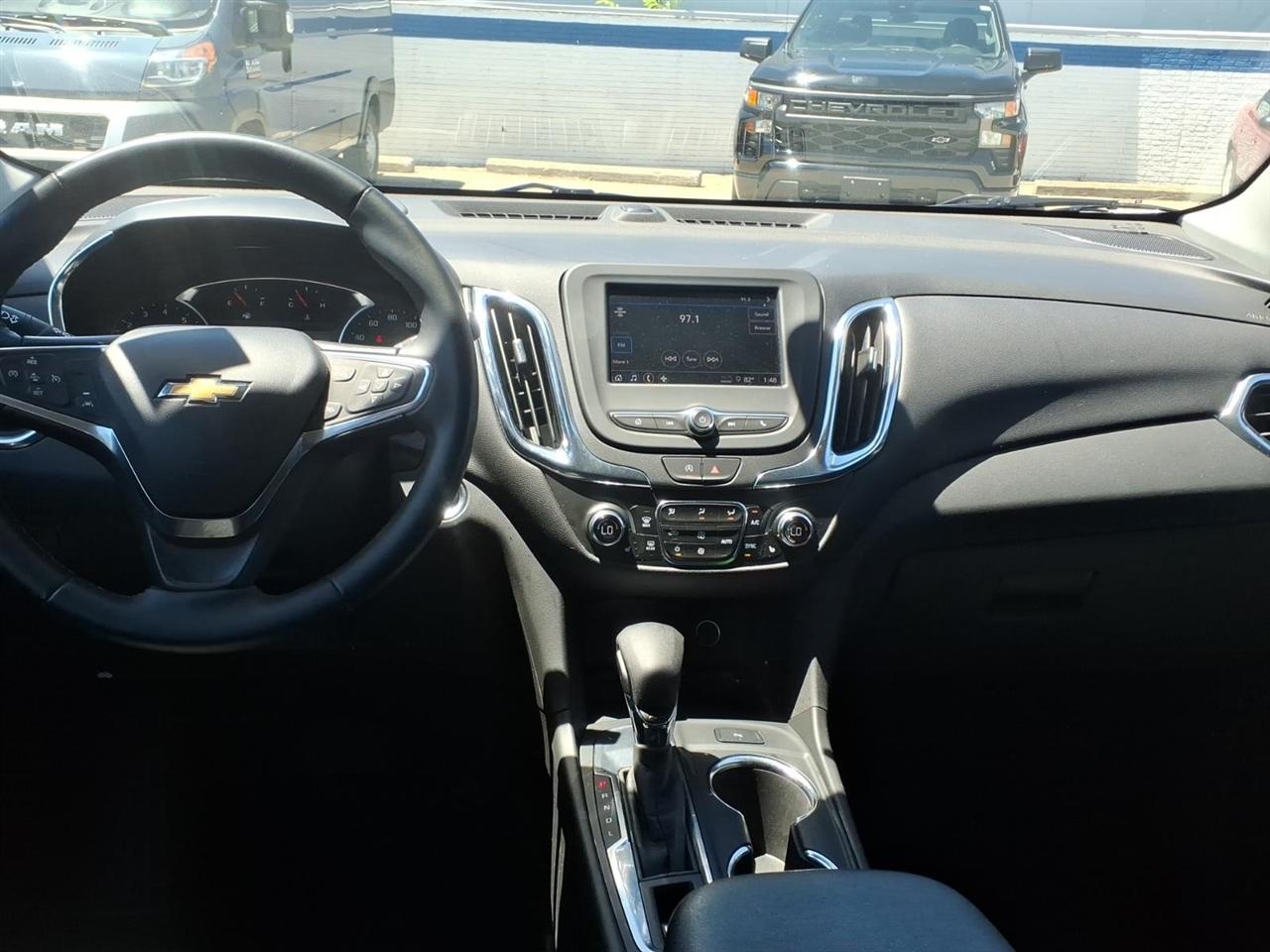 Chevrolet Equinox FWD 4dr LT w/1LT 2024