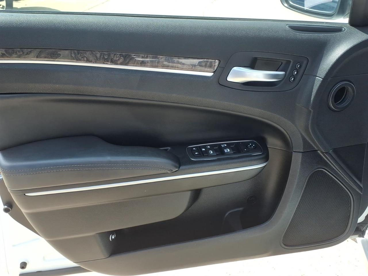 Chrysler 300 300 Touring L AWD 2023