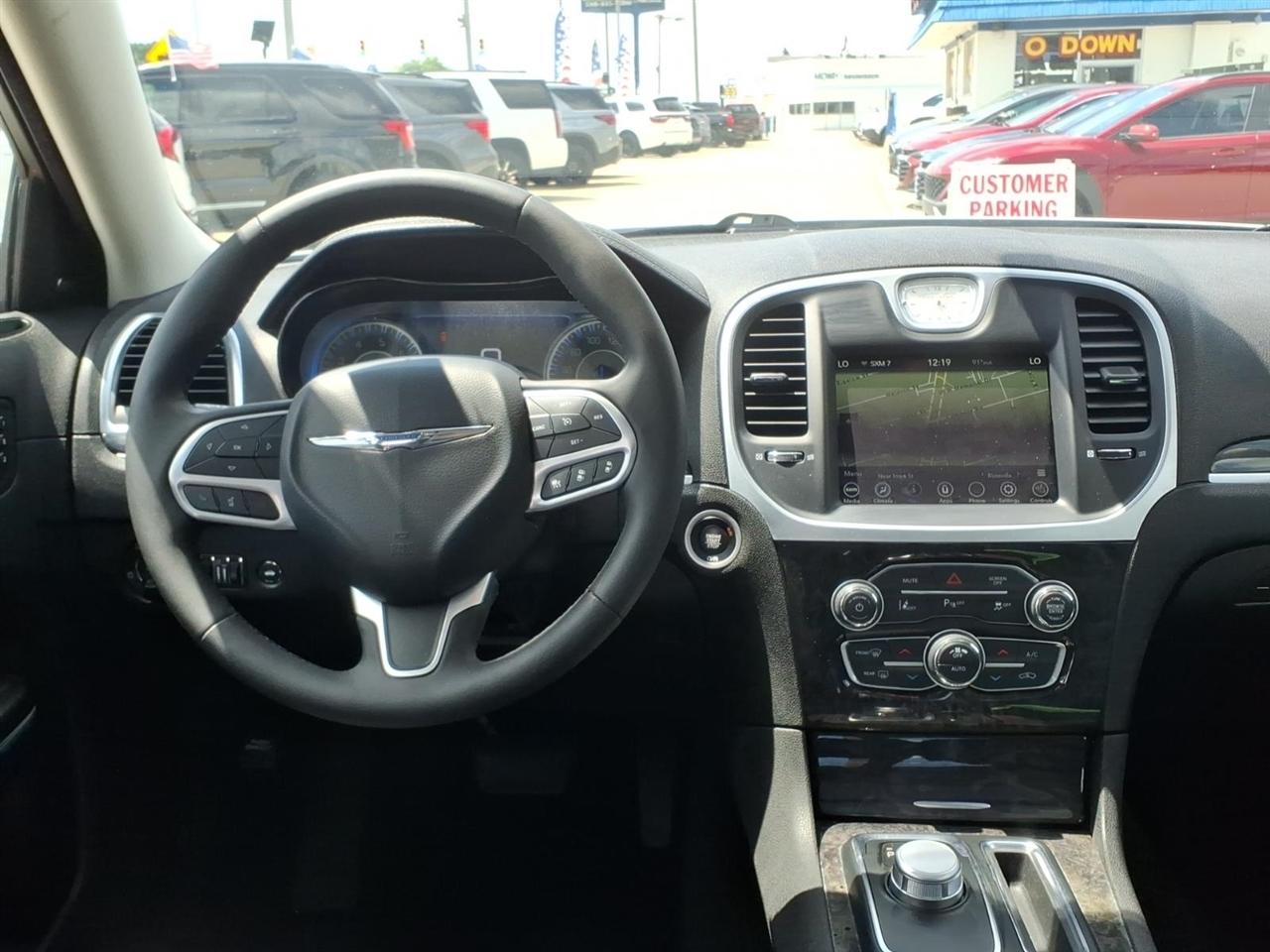 Chrysler 300 300 Touring L AWD 2023