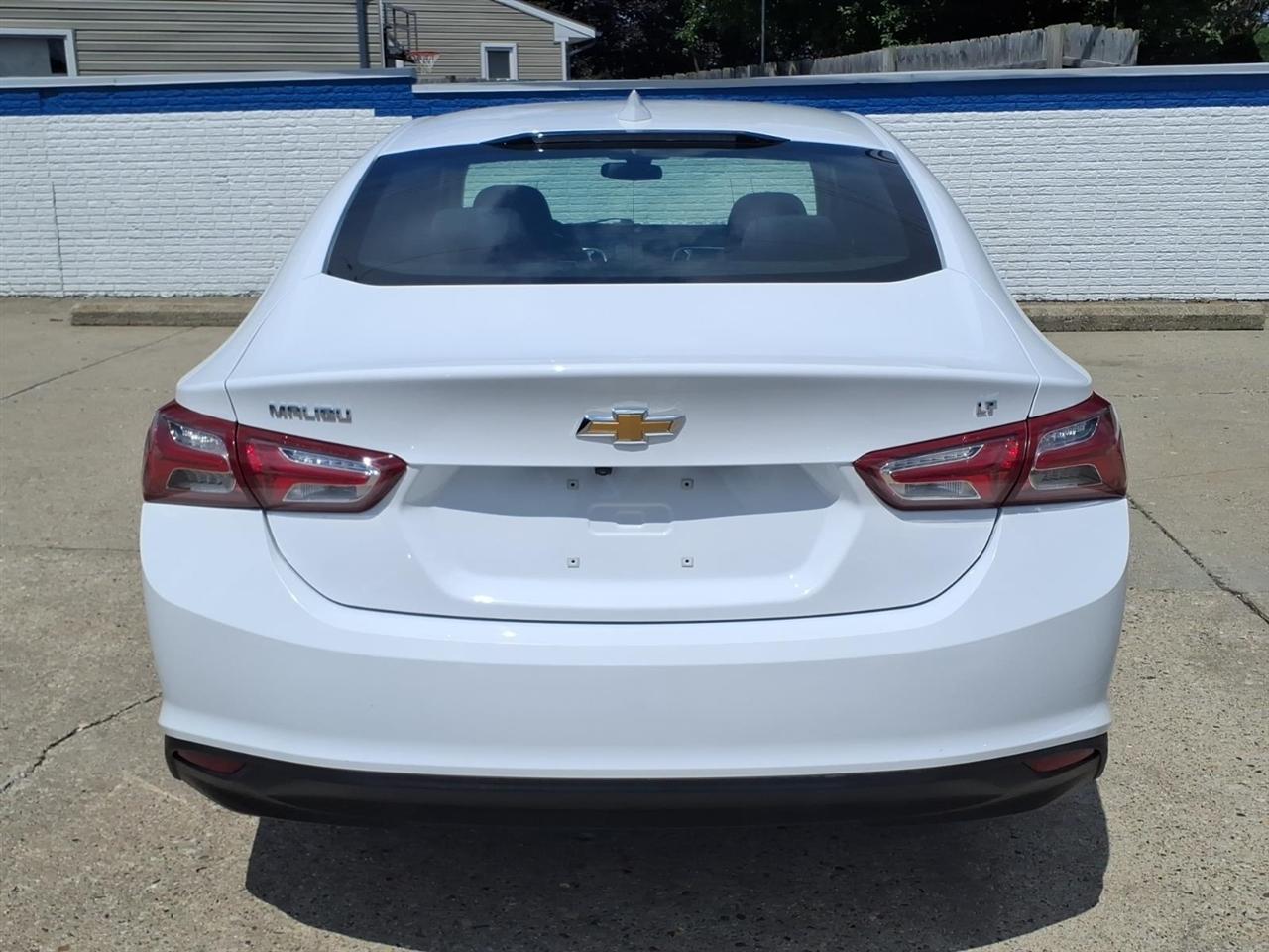 Chevrolet Malibu 4dr Sdn LT 2021