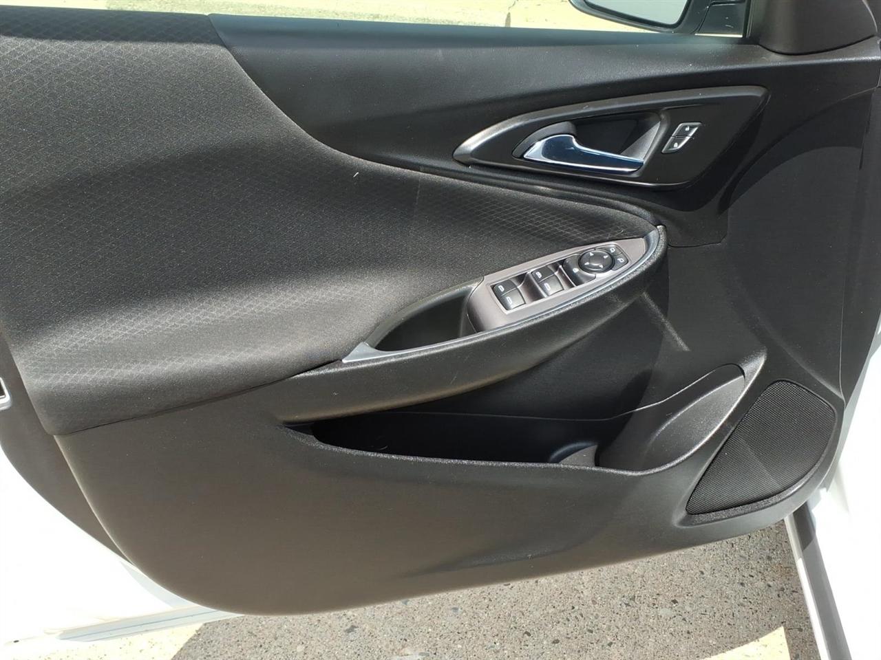 Chevrolet Malibu 4dr Sdn LT 2021