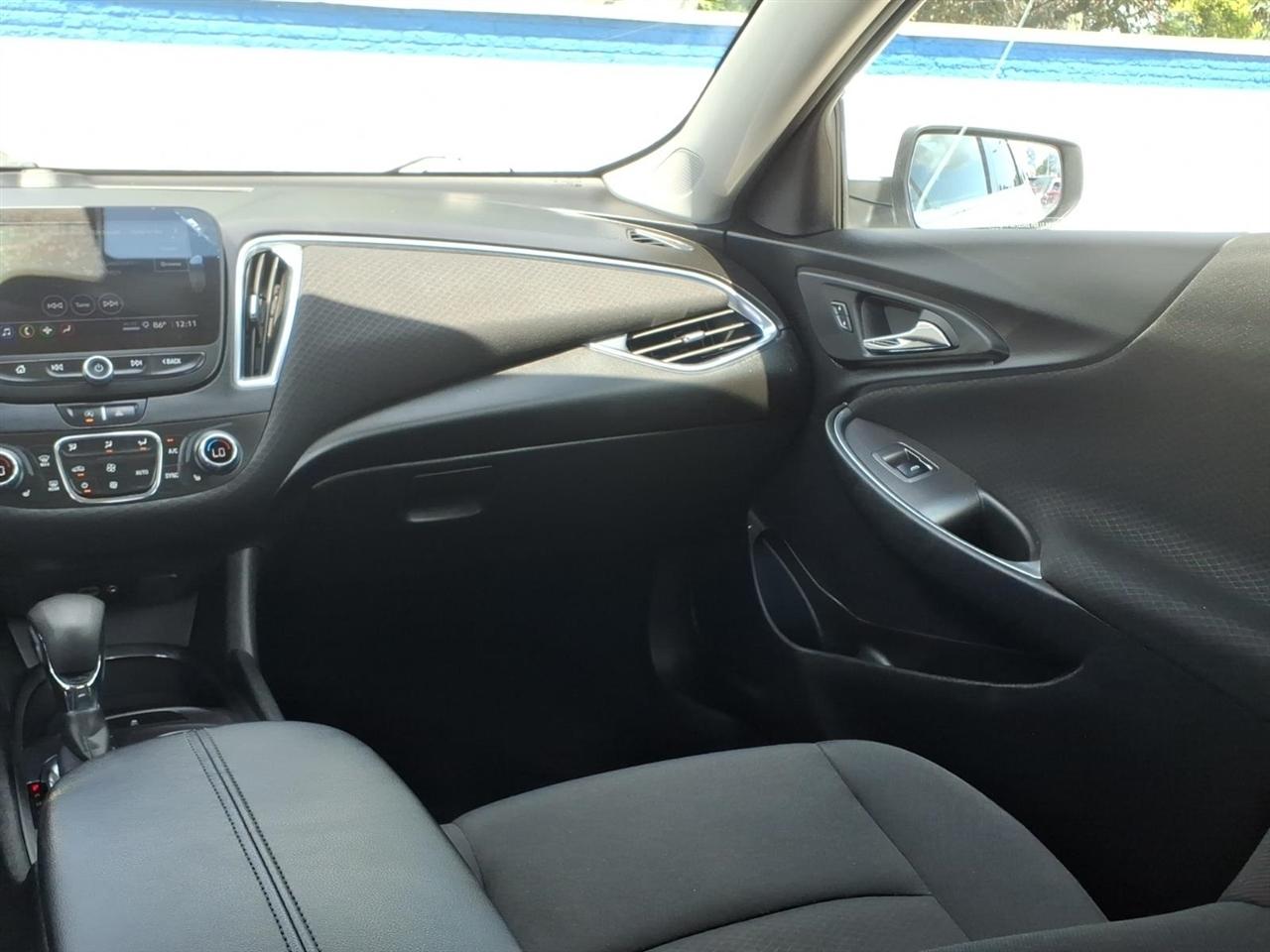 Chevrolet Malibu 4dr Sdn LT 2021