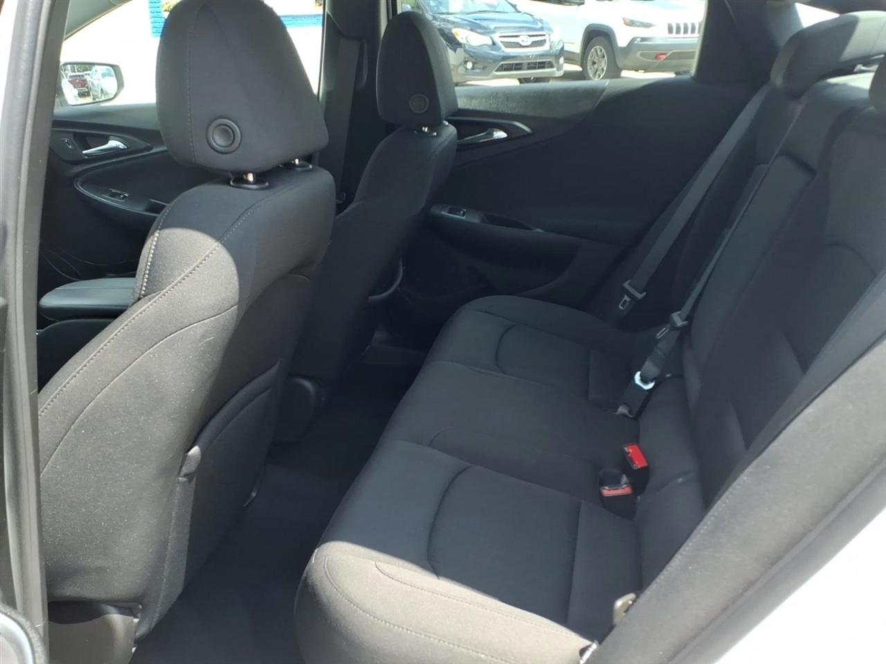 Chevrolet Malibu 4dr Sdn LT 2021
