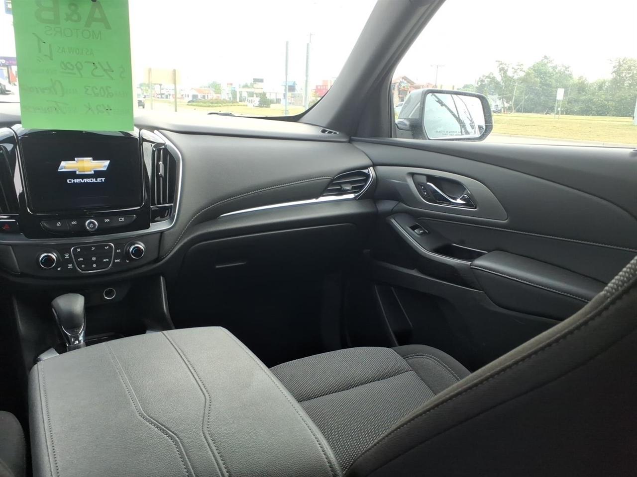 Chevrolet Traverse FWD 4dr LT Cloth w/1LT 2023