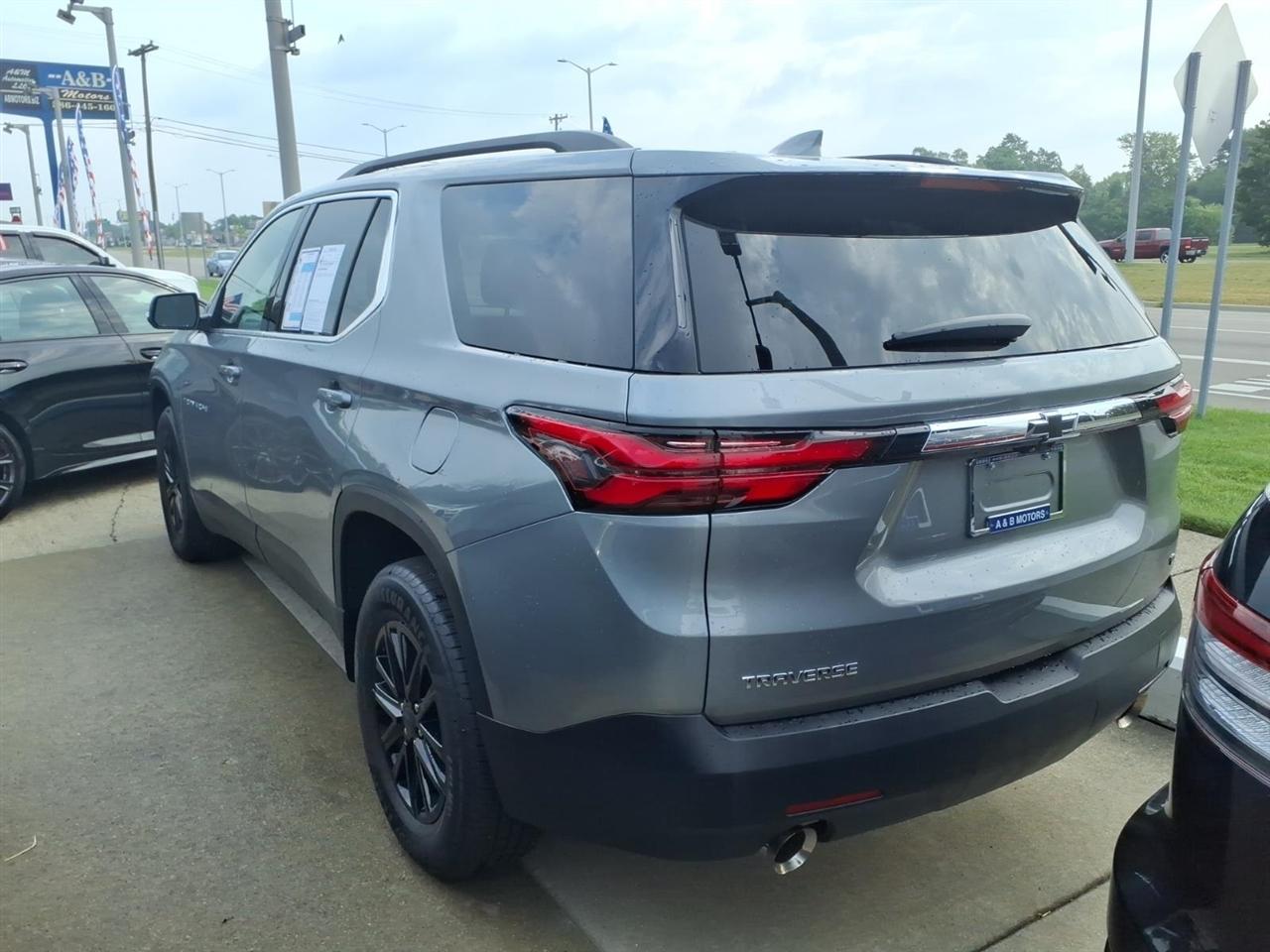 Chevrolet Traverse FWD 4dr LT Cloth w/1LT 2023