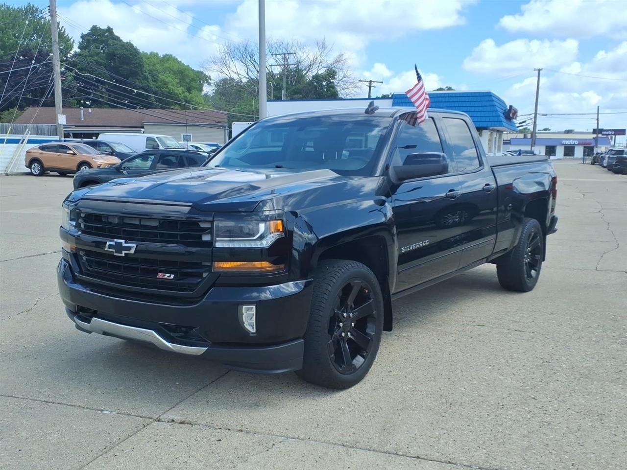 Chevrolet Silverado 1500 4WD Double Cab 143.5" LT w/2LT 2017