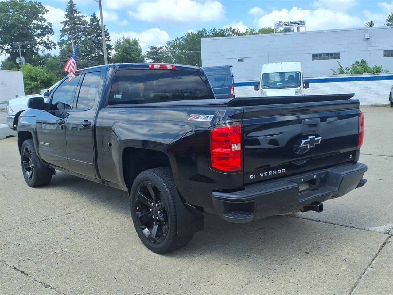 Chevrolet Silverado 1500 4WD Double Cab 143.5" LT w/2LT 2017