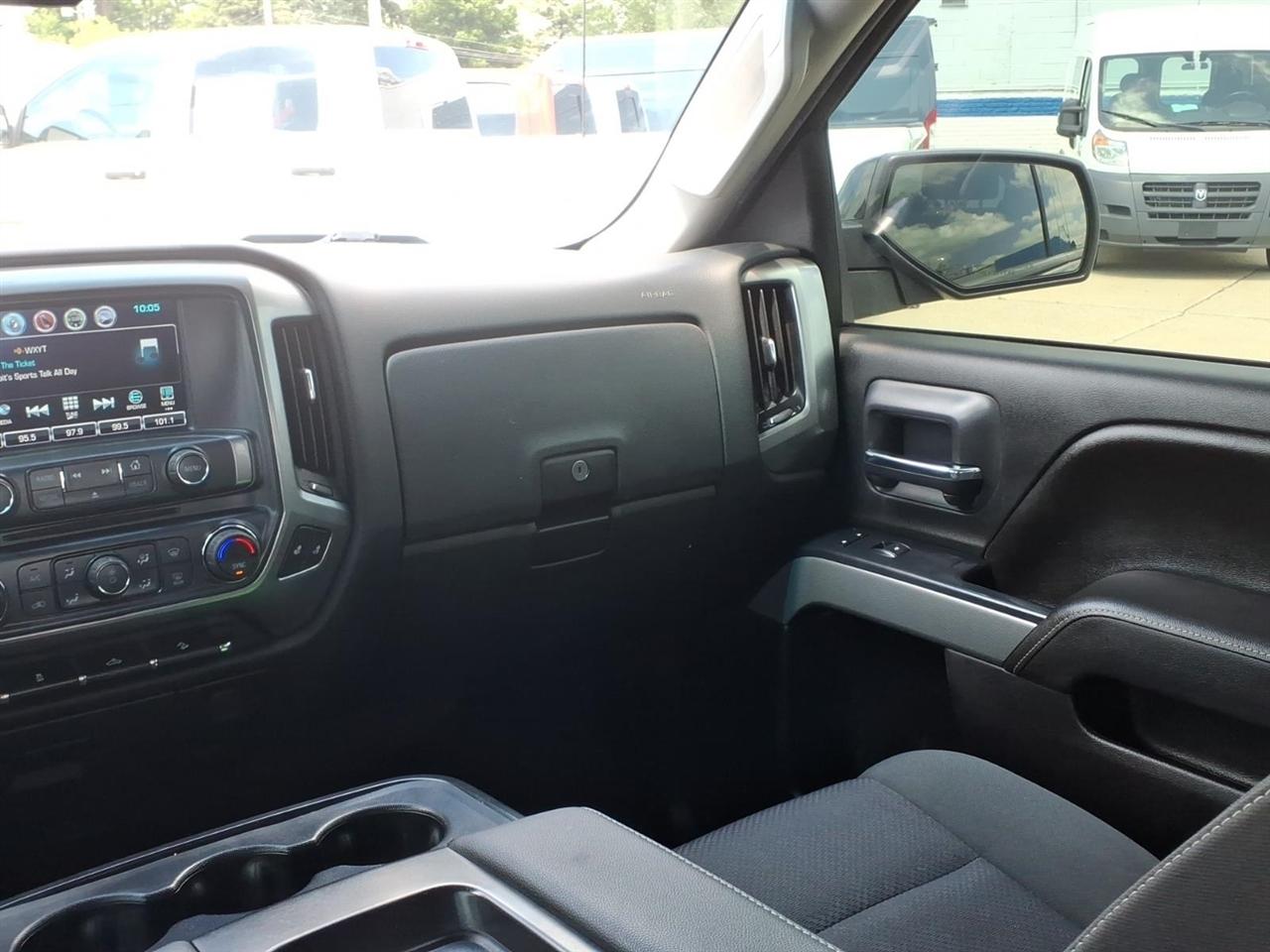Chevrolet Silverado 1500 4WD Double Cab 143.5" LT w/2LT 2017