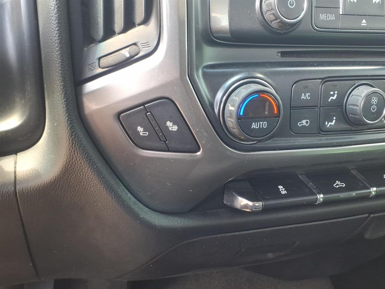 Chevrolet Silverado 1500 4WD Double Cab 143.5" LT w/2LT 2017