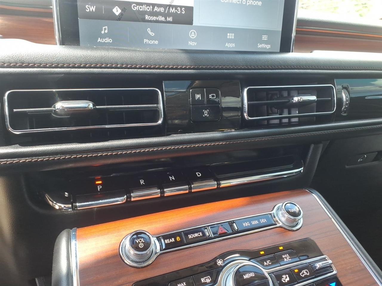 Lincoln Aviator Reserve AWD 2022