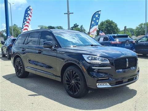 2022 Lincoln Aviator 