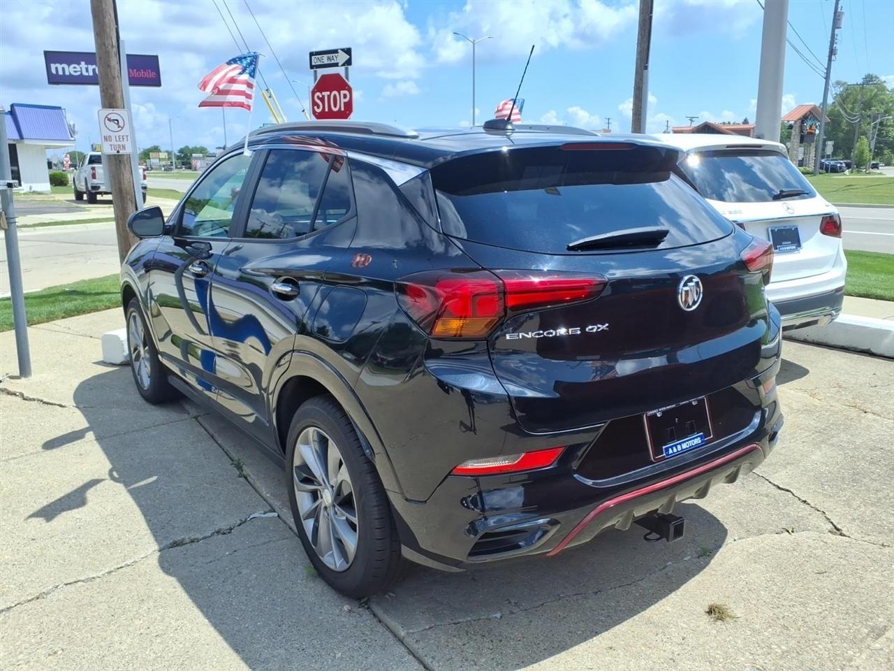 Buick Encore GX FWD 4dr Select 2023